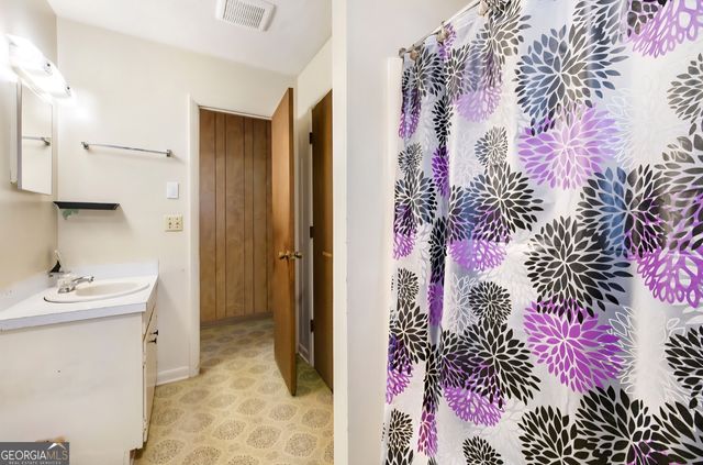 200 Ellis Street, Metter, GA 30439