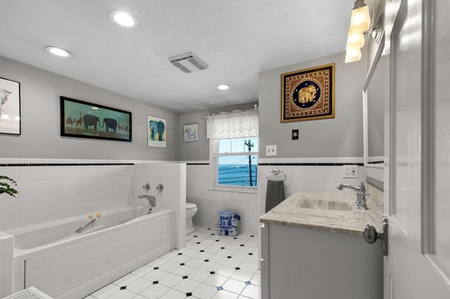 111 Rocky Hill Road, Plymouth, MA 02360
