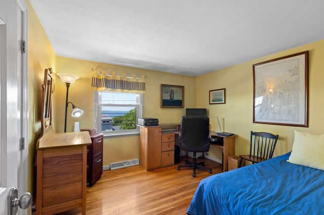 111 Rocky Hill Road, Plymouth, MA 02360