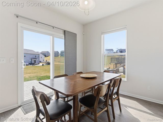 281 Quartz Way, White Lake Charter Township, MI 48386