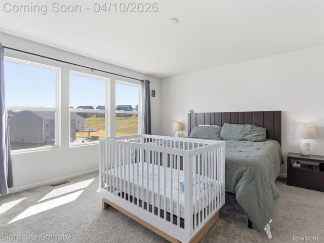 281 Quartz Way, White Lake Charter Township, MI 48386