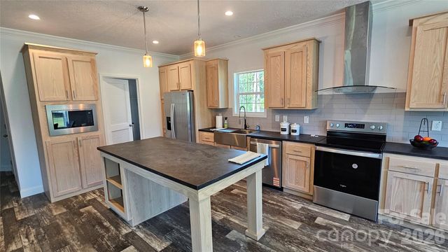 131 Boxwood Lane, Forest City, NC 28043