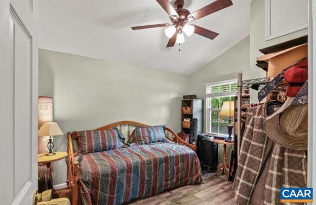 10239 HOWARDSVILLE RD, Howardsville, VA 24562