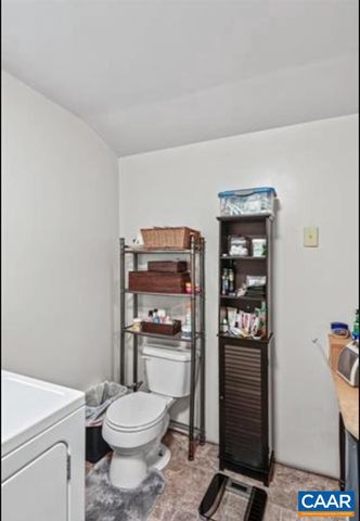 10239 HOWARDSVILLE RD, Howardsville, VA 24562