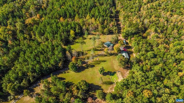 10239 HOWARDSVILLE RD, Howardsville, VA 24562