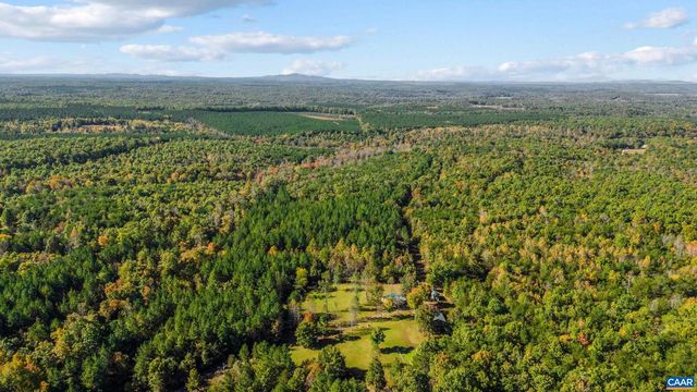 10239 HOWARDSVILLE RD, Howardsville, VA 24562