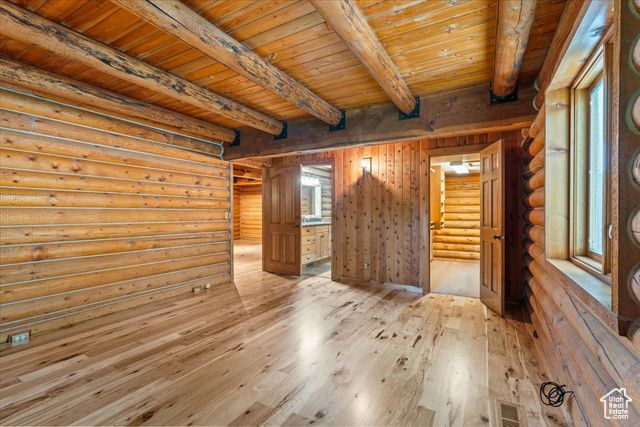 1576 E 11400 S, Sandy, UT 84092