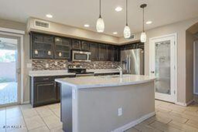 11394 W LINCOLN Street, Avondale, AZ 85323