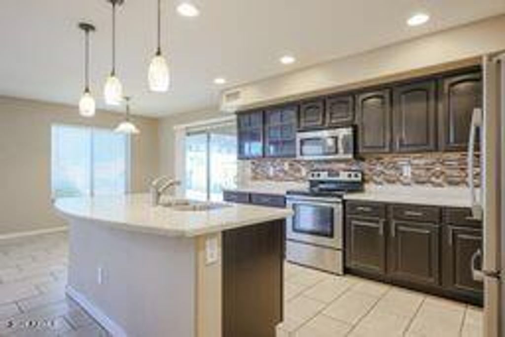 11394 W LINCOLN Street, Avondale, AZ 85323