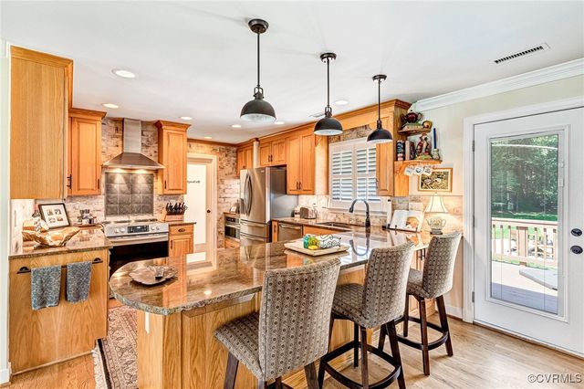11491 New Farrington Ct, Glen Allen, VA 23059