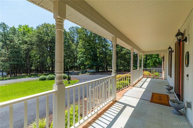 11491 New Farrington Ct, Glen Allen, VA 23059