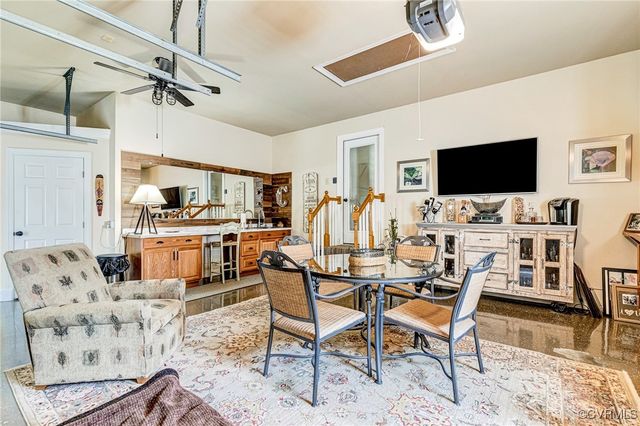 11491 New Farrington Ct, Glen Allen, VA 23059