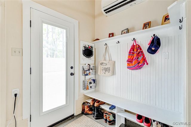 11491 New Farrington Ct, Glen Allen, VA 23059