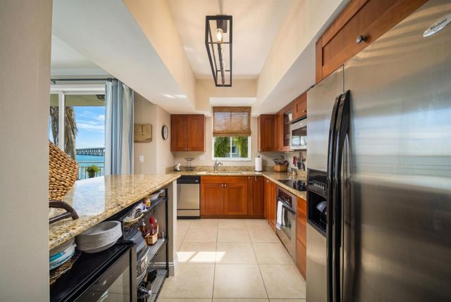 875 NW Flagler Avenue 203, Stuart, FL 34994