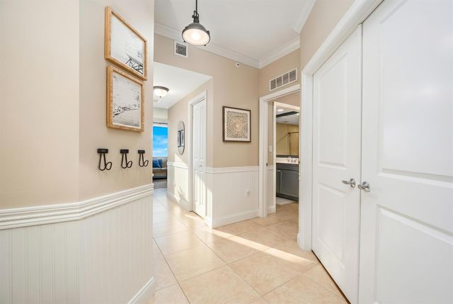 875 NW Flagler Avenue 203, Stuart, FL 34994