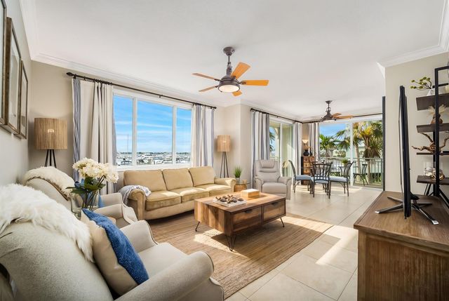 875 NW Flagler Avenue 203, Stuart, FL 34994
