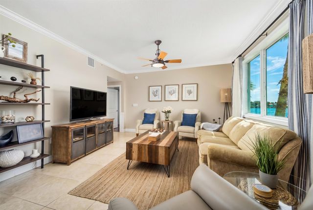 875 NW Flagler Avenue 203, Stuart, FL 34994