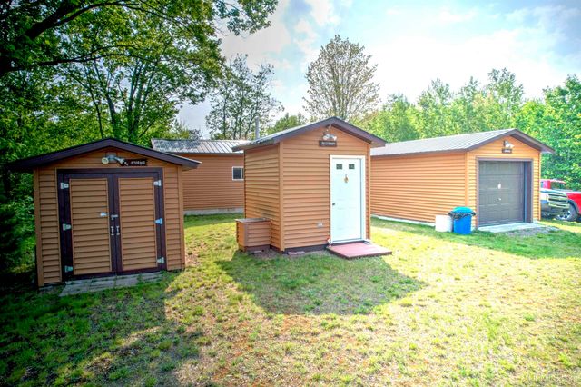 6072 Big Lick Lake Road, Republic, MI 49879