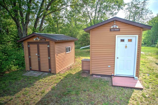 6072 Big Lick Lake Road, Republic, MI 49879