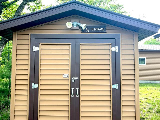 6072 Big Lick Lake Road, Republic, MI 49879