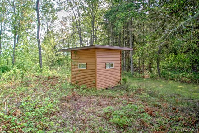 6072 Big Lick Lake Road, Republic, MI 49879