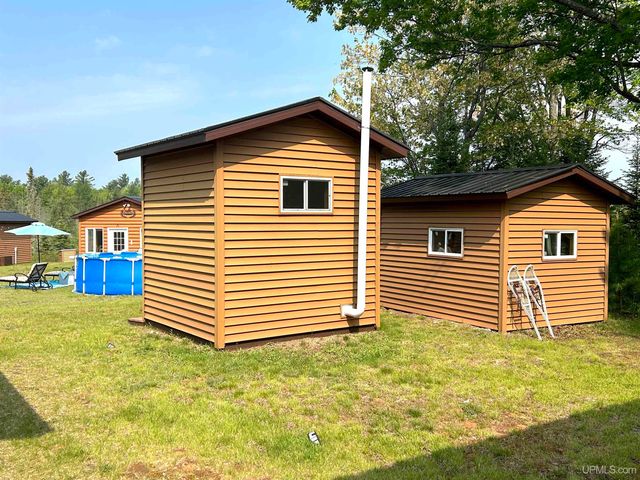 6072 Big Lick Lake Road, Republic, MI 49879