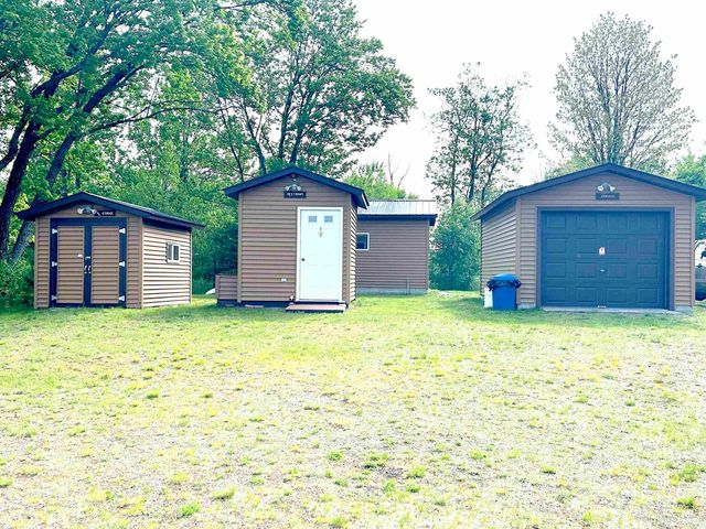 6072 Big Lick Lake Road, Republic, MI 49879