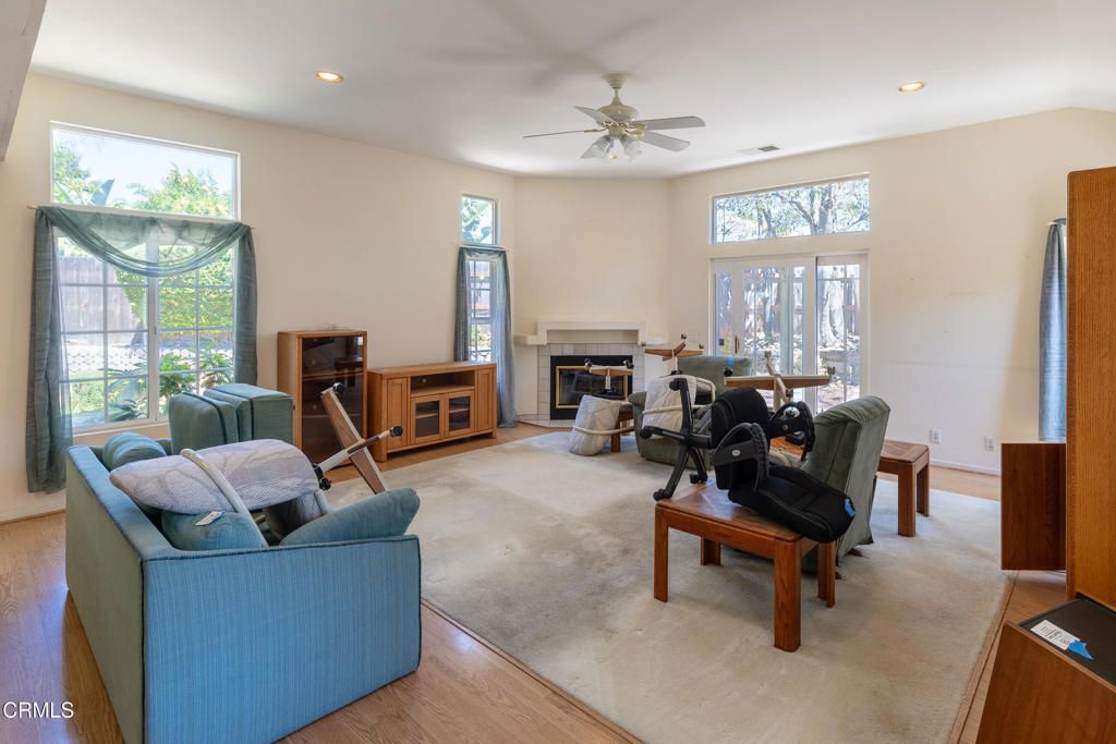 Image 12 of property listing at 215 Montebello Avenue, Ventura, CA 93004