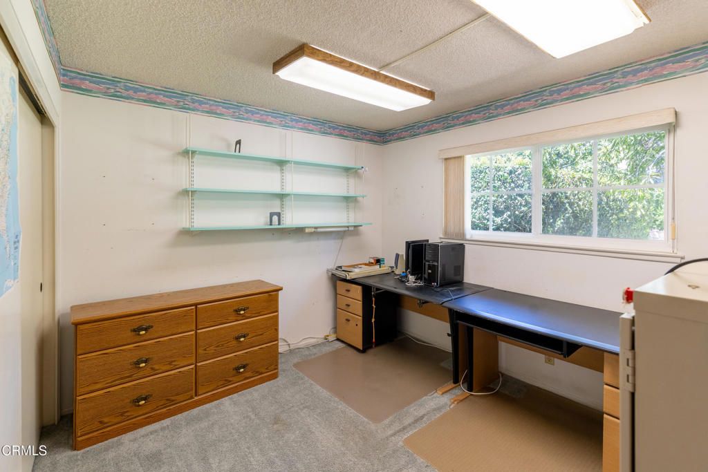 Image 21 of property listing at 215 Montebello Avenue, Ventura, CA 93004
