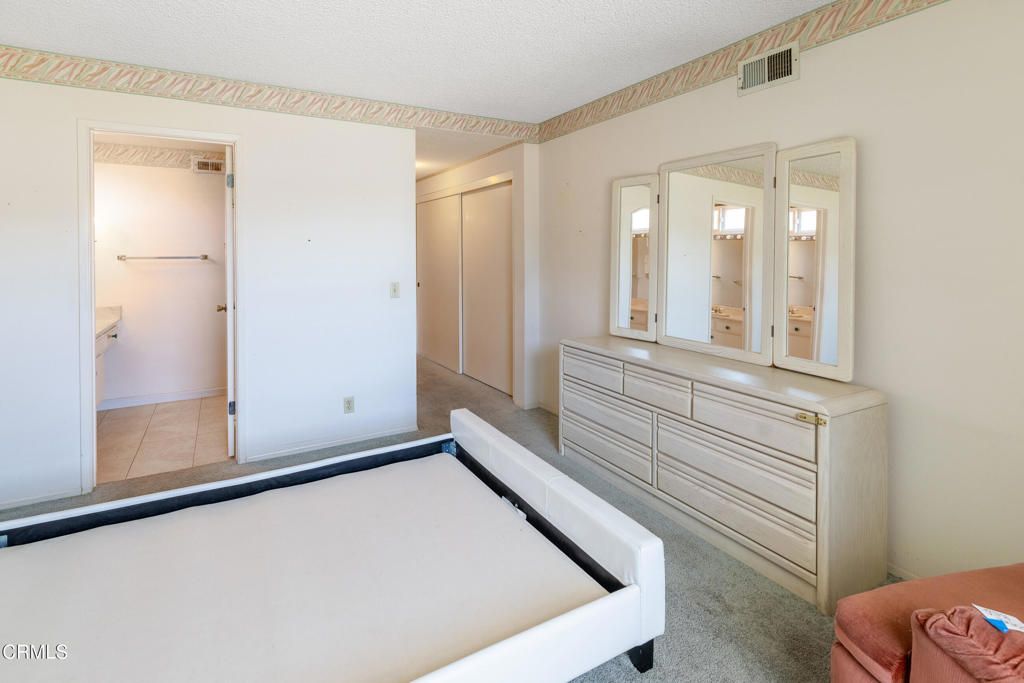Image 25 of property listing at 215 Montebello Avenue, Ventura, CA 93004