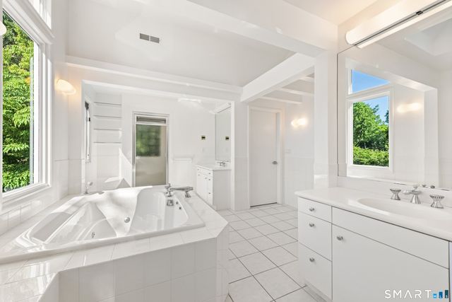 65 Bailey Road, Fairfield, CT 06825