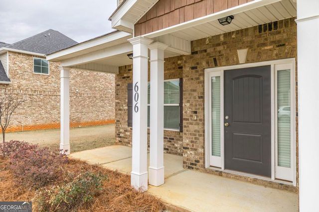 606 Samantha Brooke Way, Bonaire, GA 31005