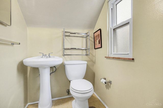 3061 Veazey Avenue, Cincinnati, OH 45238