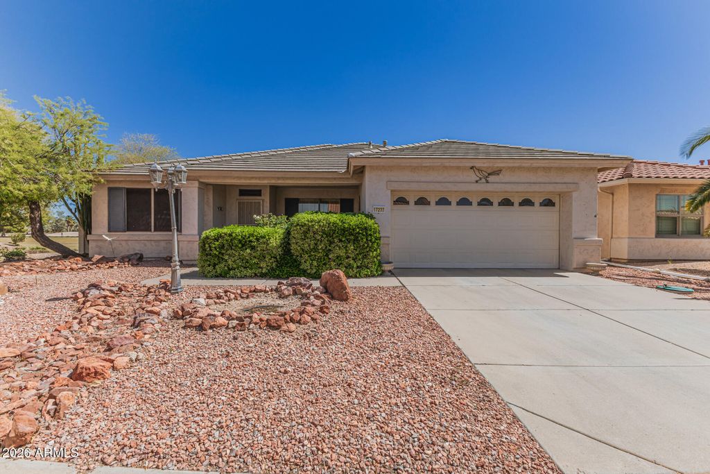 17233 N THORNBERRY Drive, Surprise, AZ 85374 — exterior