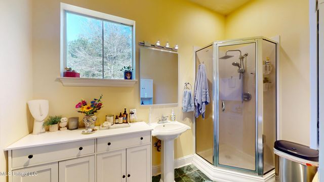 121 Tripp Lane, Carriere, MS 39426