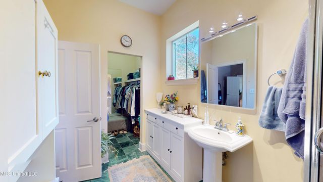 121 Tripp Lane, Carriere, MS 39426