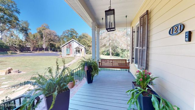 121 Tripp Lane, Carriere, MS 39426
