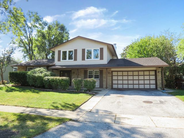 231 Charlotte Lane, Bolingbrook, IL 60440