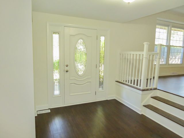 231 Charlotte Lane, Bolingbrook, IL 60440