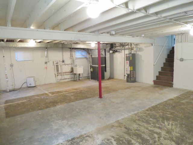 231 Charlotte Lane, Bolingbrook, IL 60440