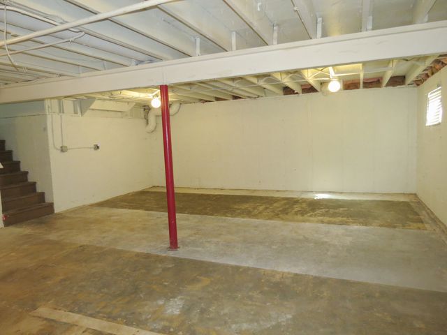 231 Charlotte Lane, Bolingbrook, IL 60440