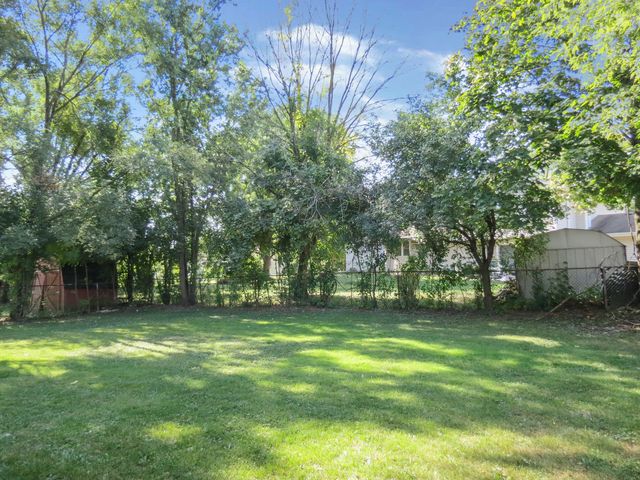 231 Charlotte Lane, Bolingbrook, IL 60440