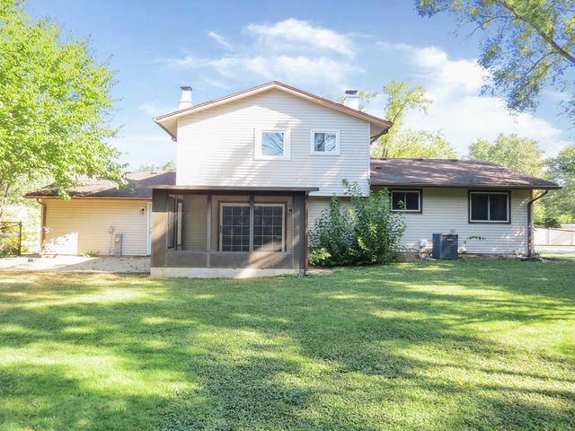 231 Charlotte Lane, Bolingbrook, IL 60440