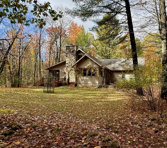 3973 E Creek Wood Drive, Cherry Valley Twp, MI 49623