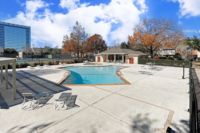 1617 W Sam Houston Pkwy S, Houston, TX 77042