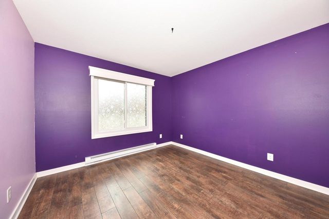 1612 Coachlight DRIVE, New Berlin, WI 53151