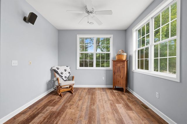 460 Raymond Rd, Plymouth, MA 02360