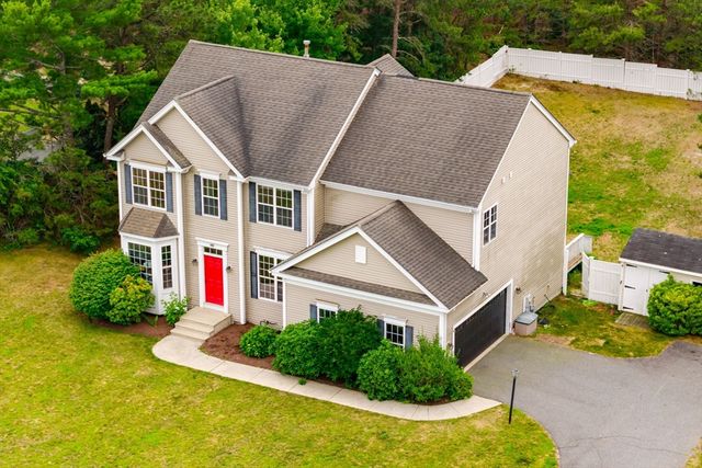 460 Raymond Rd, Plymouth, MA 02360