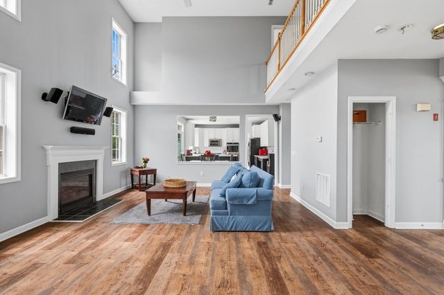460 Raymond Rd, Plymouth, MA 02360