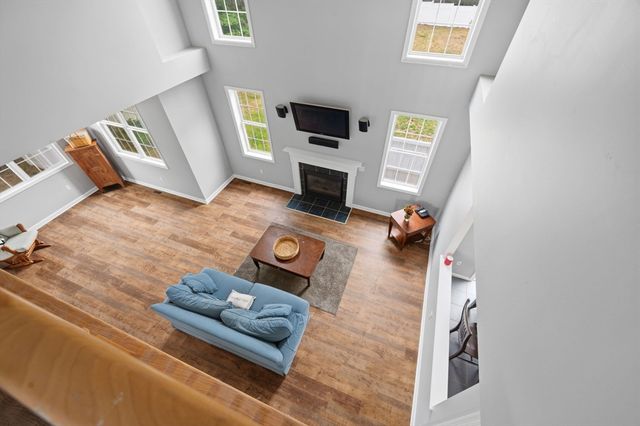 460 Raymond Rd, Plymouth, MA 02360